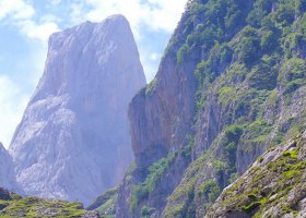 En unik vandring på egen hand i Picos de Europa